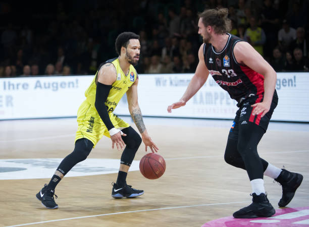 作和深度方 作和深度方